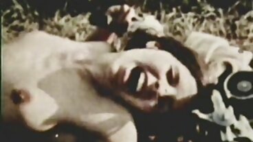 కెంజీ అన్నే తన మొట్టమొదటి B/G సన్నివేశం & IR తెలుగు ఫుల్ సెక్స్ మూవీస్ అరంగేట్రంలో బ్లాక్ చేయబడింది