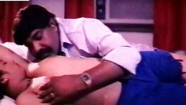 బట్‌ప్లగ్ బన్నీ అవీ ప్రేమను విశ్లేషించారు సెక్స్ తెలుగు వీడియో ఫుల్